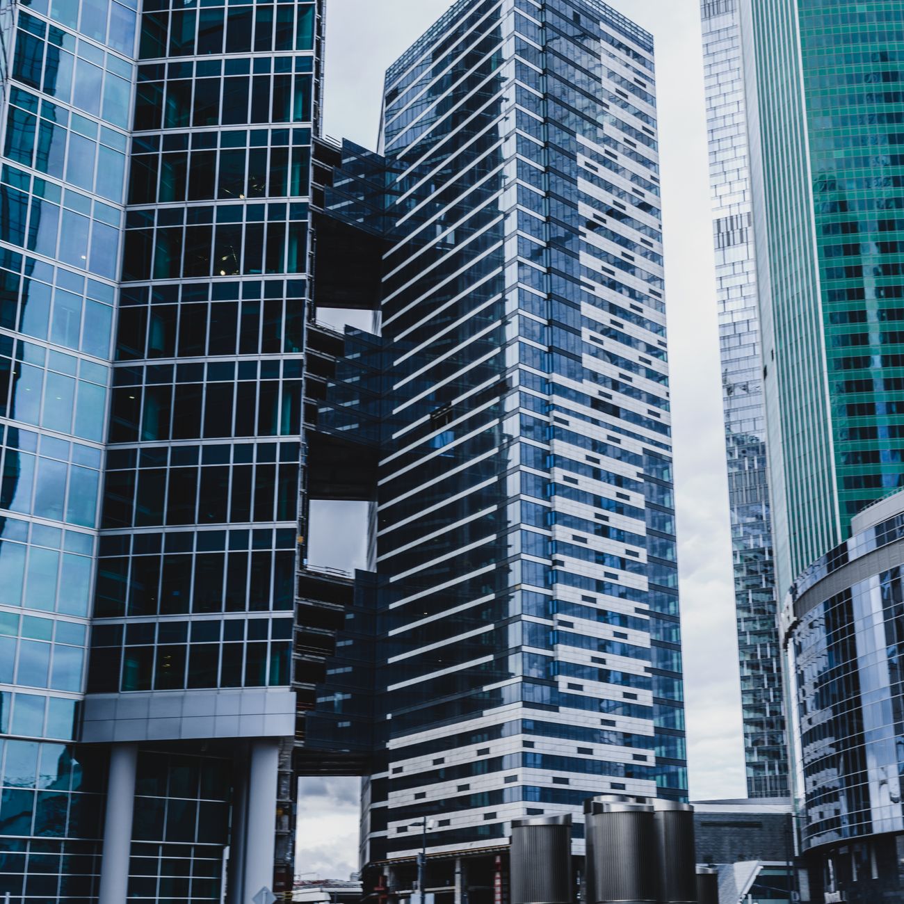 Contemporary skyscrapers showcasing modern architecture in a bustling city.