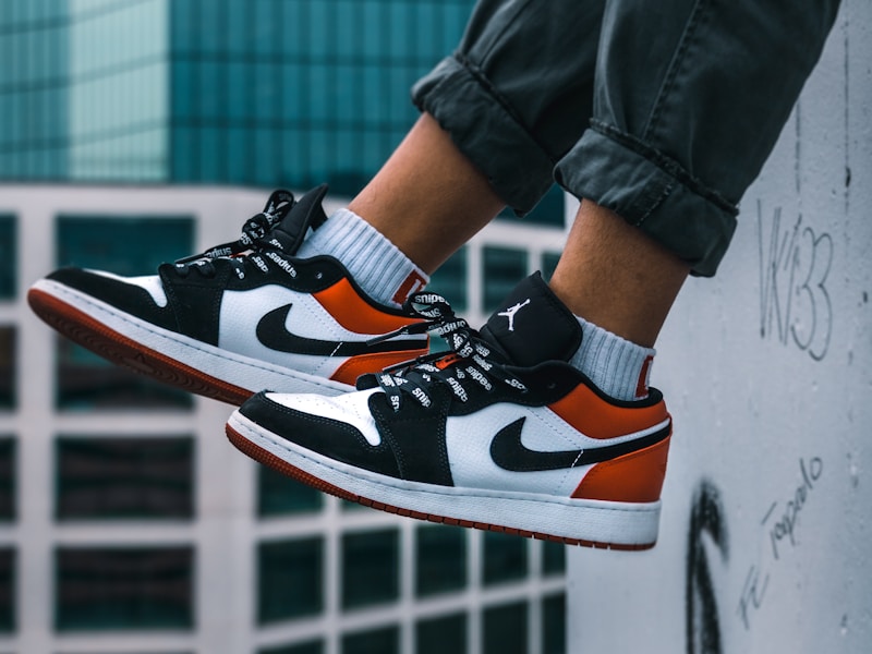 Nike 1